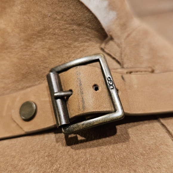 UGG Romley Short Buckle Ankle Boot sz 9 - Picture 10 of 11